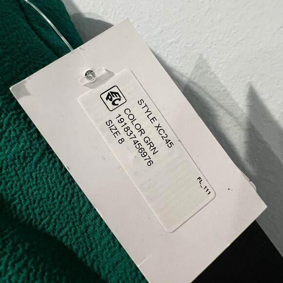 XSCAPE Women's Crepe Choker Halter-Neck High-Low Midi Dress Green Size 8 NWT - Picture 12 of 13